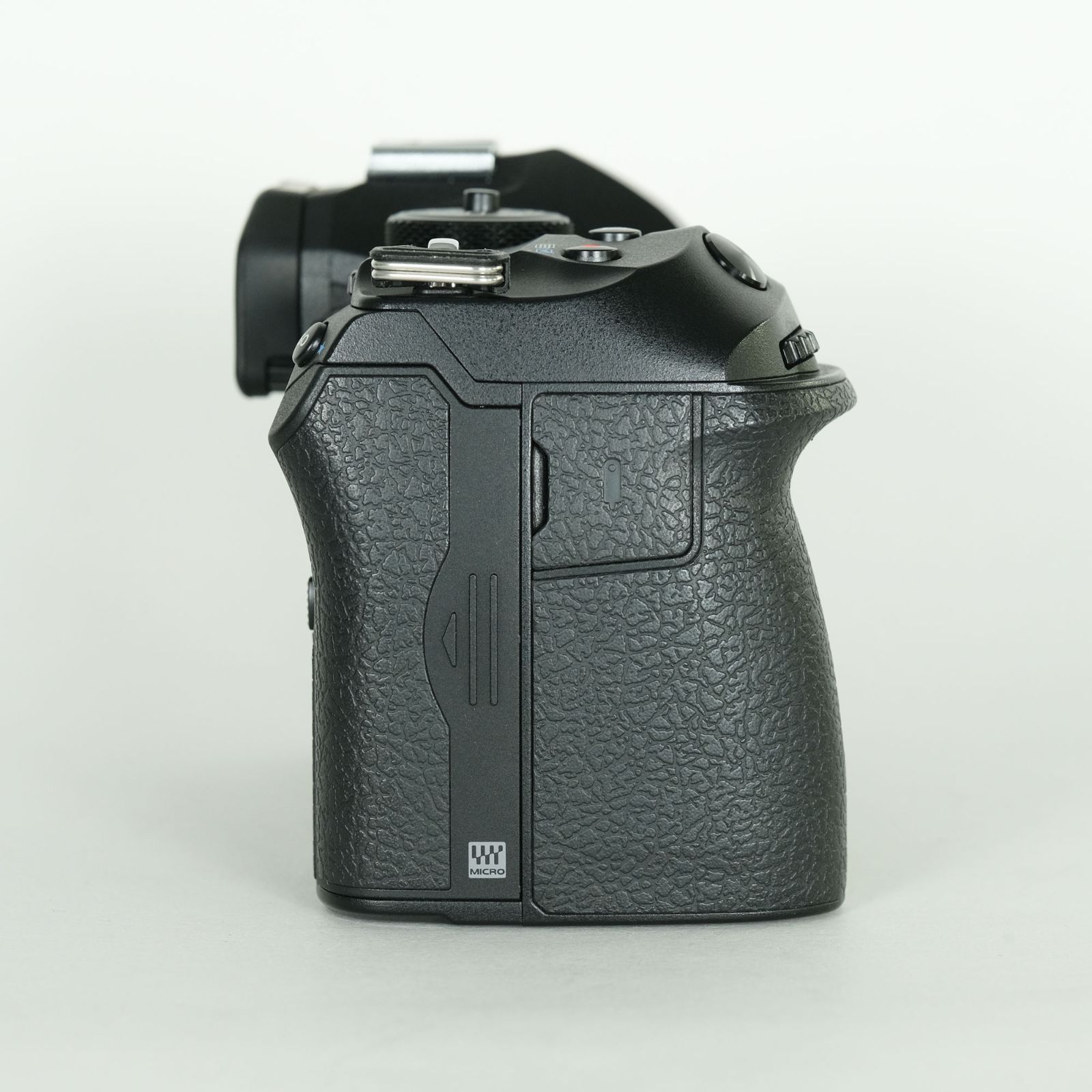 OM-5 OM SYSTEM 使用少美品 シャッター988回 OM-5 OM SYSTEM 使用少美