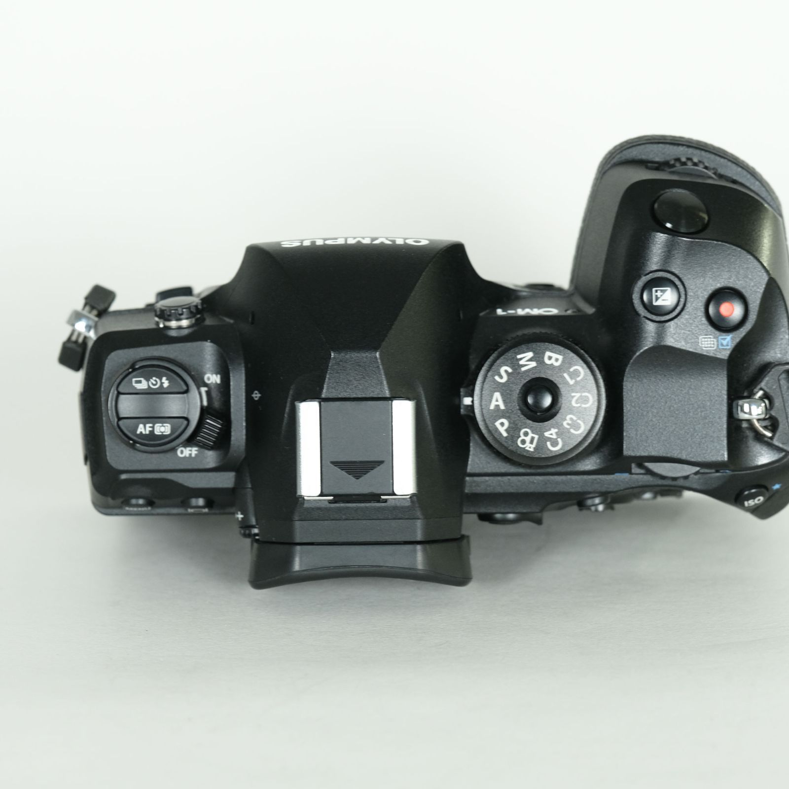 美品 | シャッター数41,450回] OM SYSTEM OM-1 [ボディ] | マイクロ