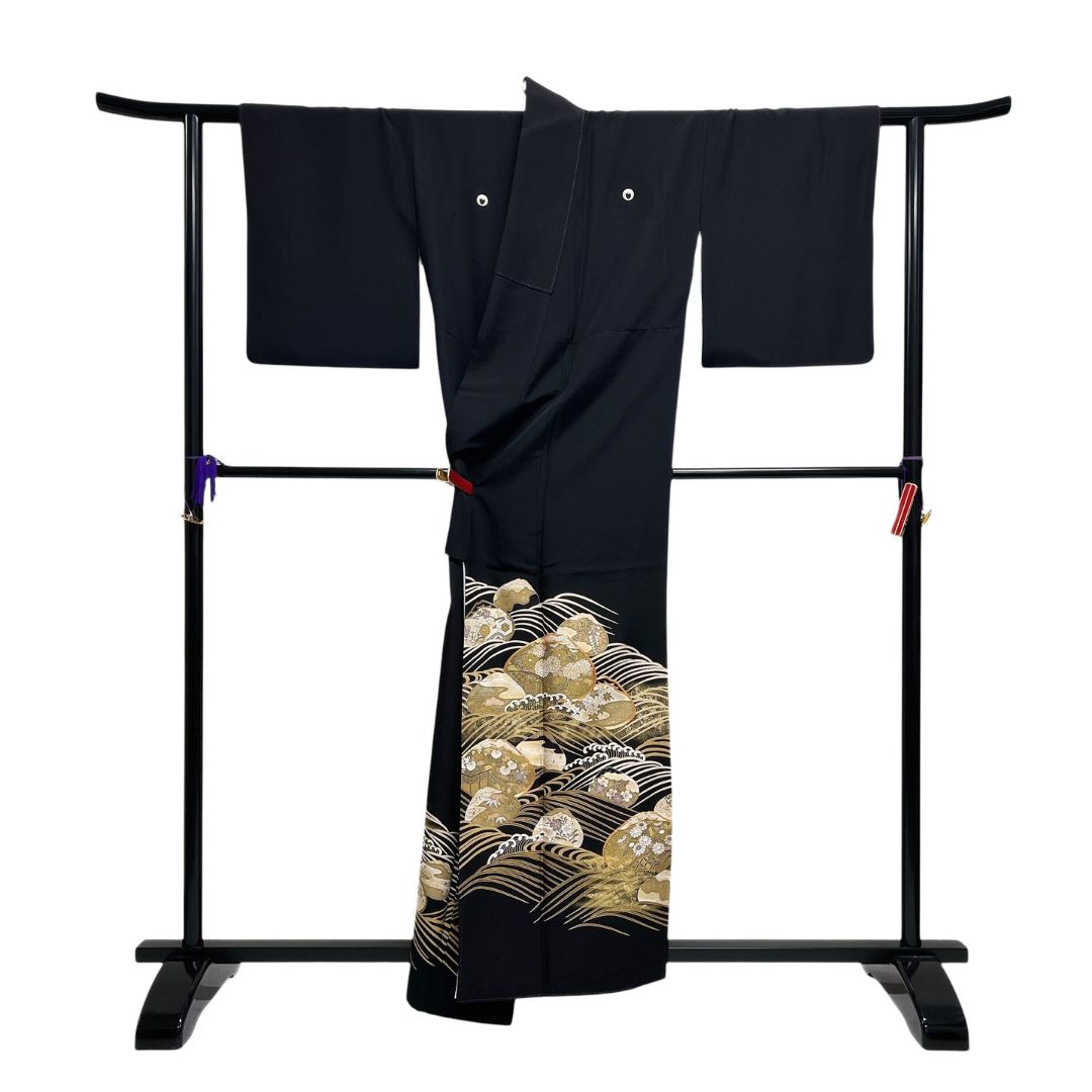 未着用　色留袖　五つ紋　金駒刺繍　金彩　鶴　松竹梅　波　芝草　着物　043a d 未着用 色留袖 五つ紋 金駒刺繍 金彩 鶴 松竹梅 波 芝草 着物 043a d