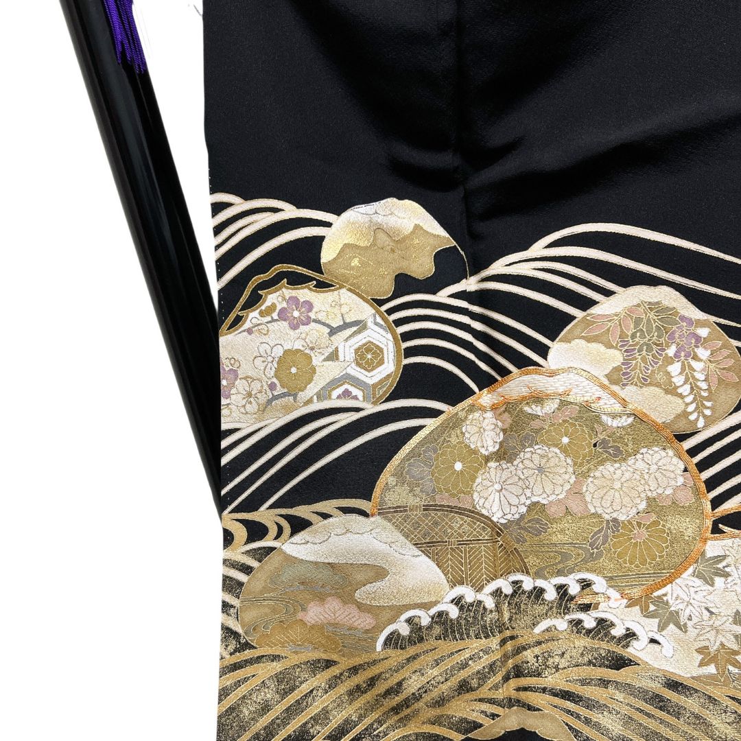 黒留袖 金駒刺繍 金彩 波 貝 松竹梅 花 青海波 着物 113b d ms - メルカリ