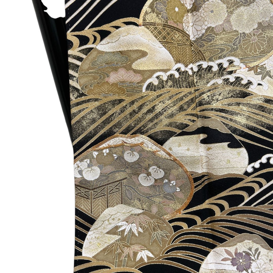 黒留袖 金駒刺繍 金彩 波 貝 松竹梅 花 青海波 着物 113b d ms - メルカリ