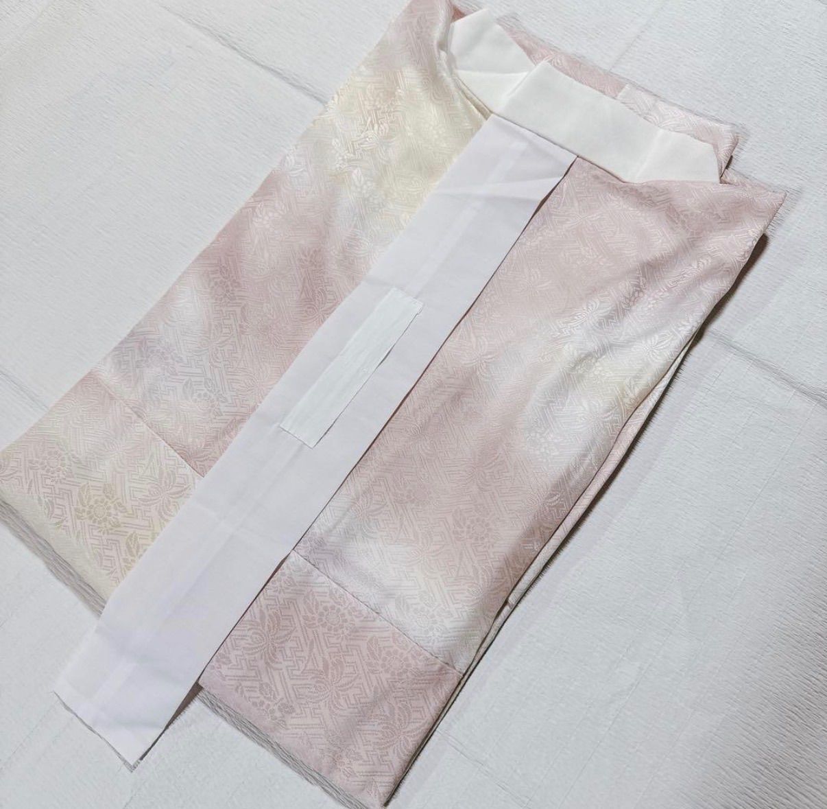 三越 宝尽くし 吉祥文様 着物 正絹 フルセット 黒 刺繍 - メルカリ