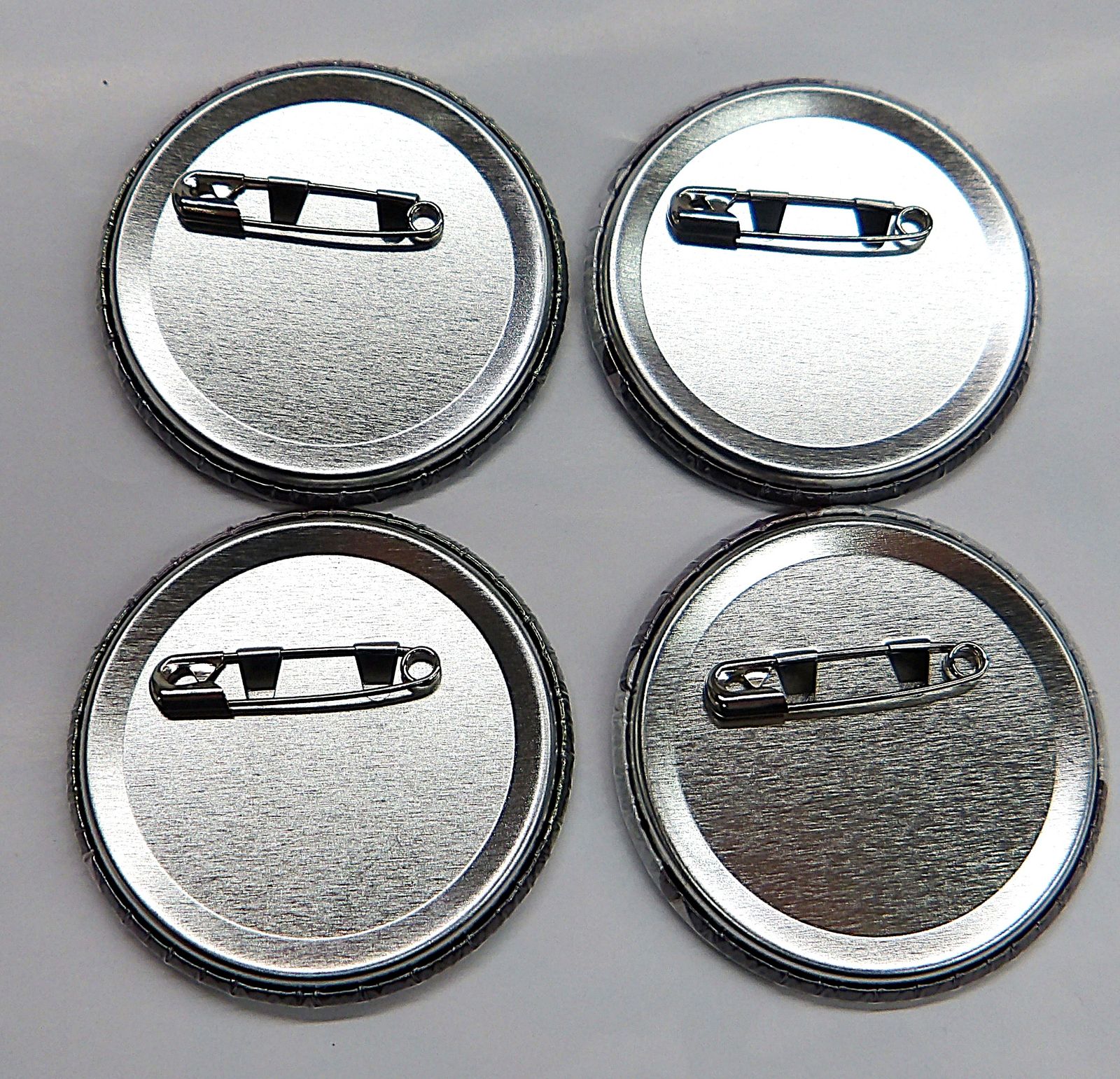 D52. 浦島坂田船 うらたぬき 缶バッジ 夏ツ 2023 等身 plusss D52. 浦島坂田船 うらたぬき 缶バッジ 夏ツ 2023 等身 plusss D52