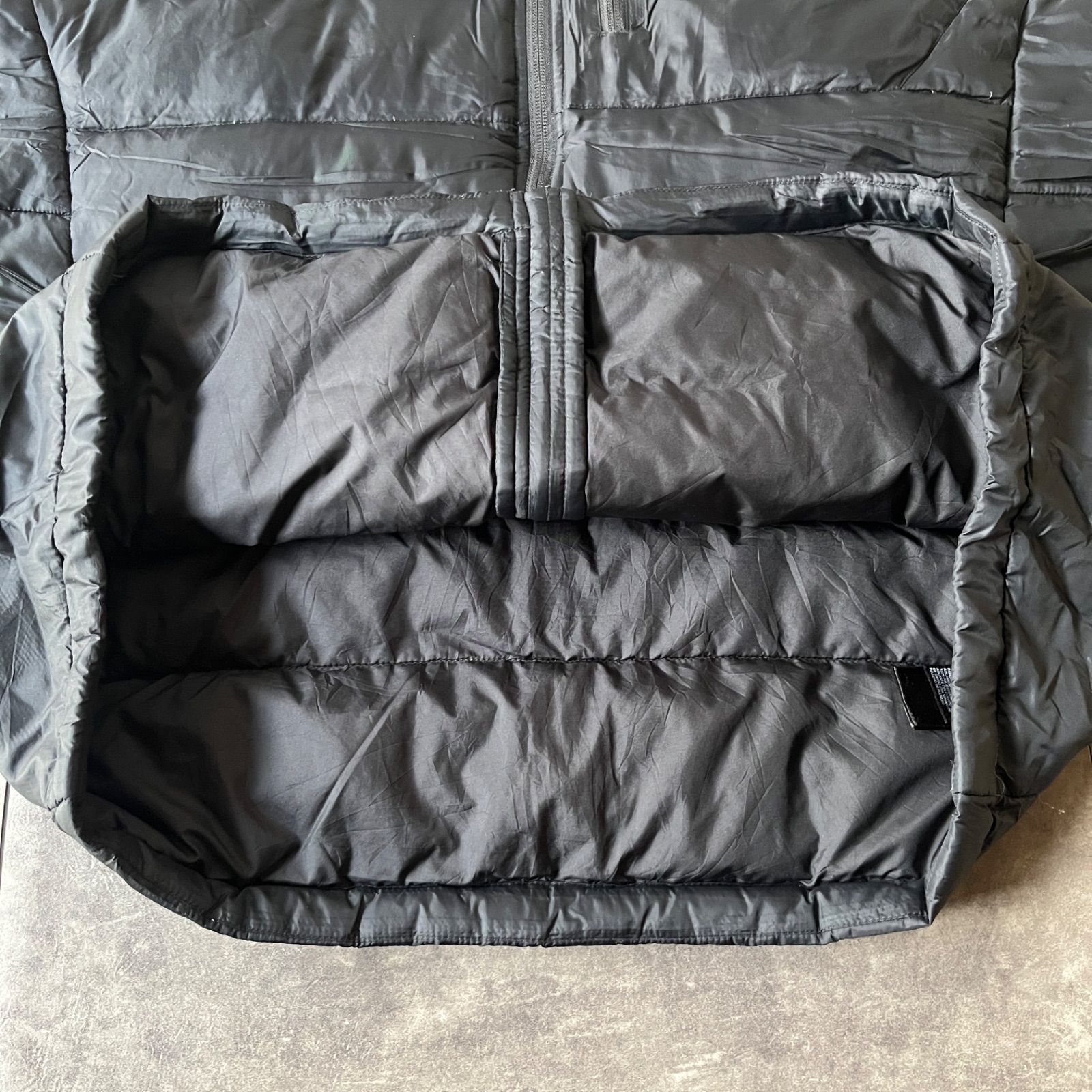 ショップ THE NORTH FACE ダウンベスト ブラック A622 刺繍タグ ノース