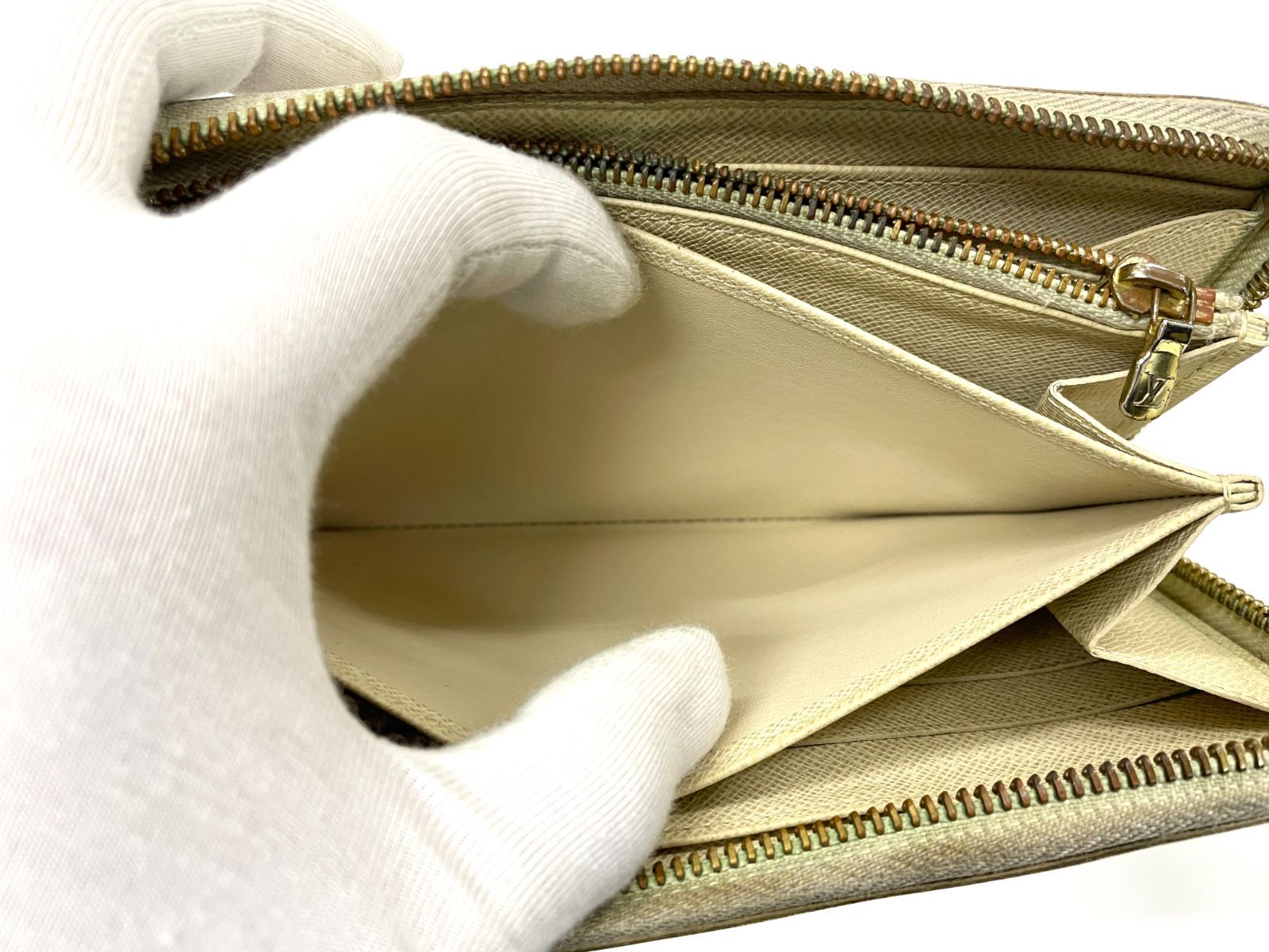 LOUIS VUITTON ルイ・ヴィトン ダミエ・アズール ジッピーウォレット