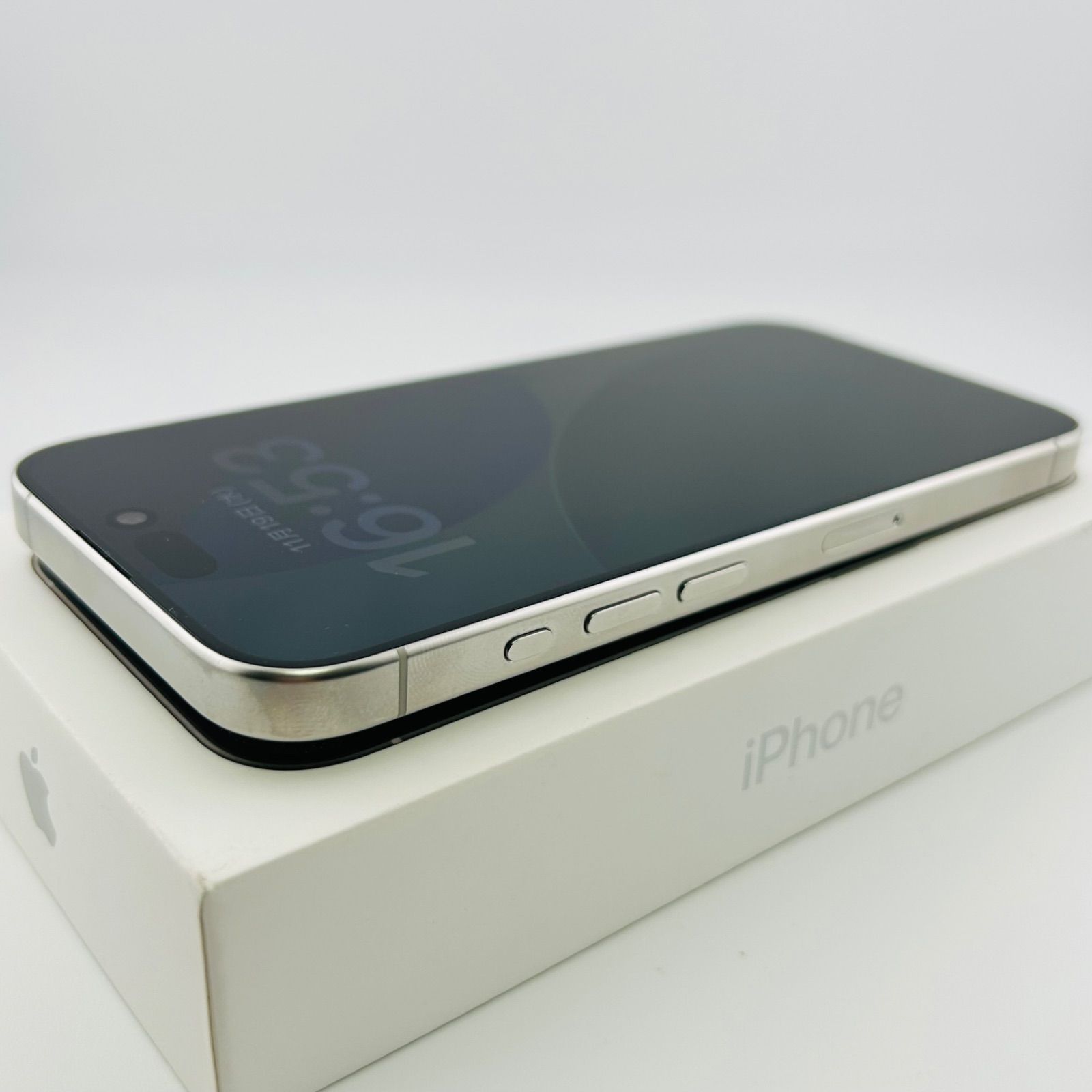 バッテリー87% iPhone15 Pro 128GB ホワイトチタニウム SIMフリー(sim