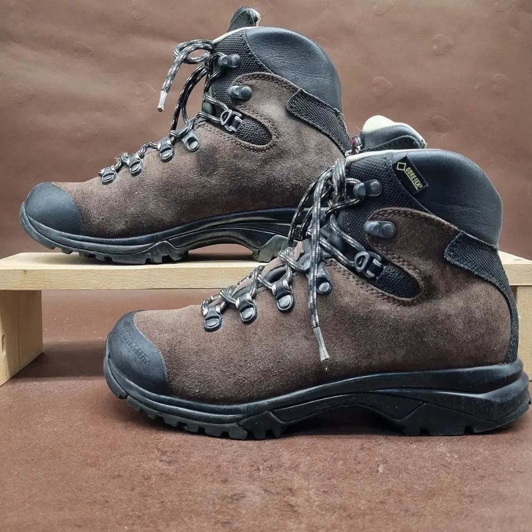 RAICHLE レディース登山靴235