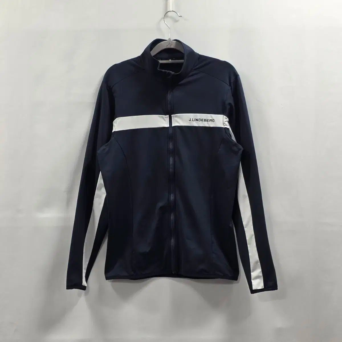 【新品】J.LINDEBERG ジップ ブルゾン ブラック ホワイト バイカラー 0749 J LINDEBERG J.リンドバーグ メンズ S LINE バイカラー ゴルフ