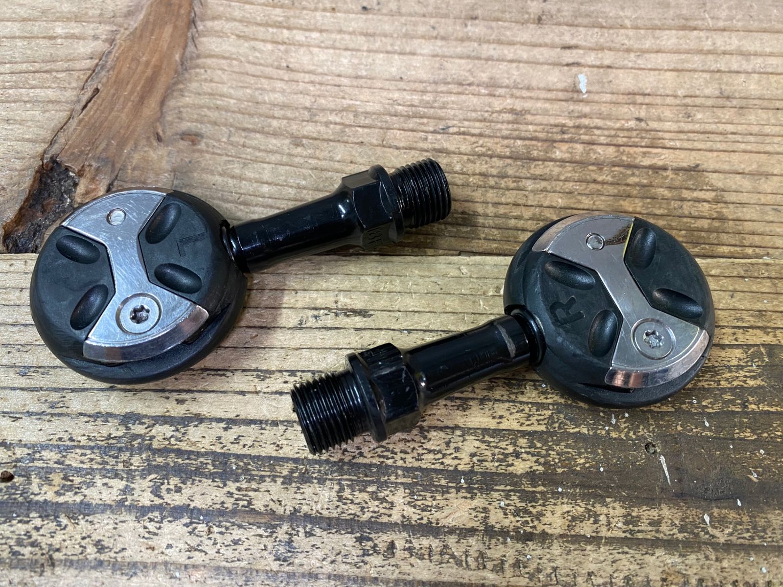 SHOEI J-FORCE IV とFODSPORTS M1-S PRO