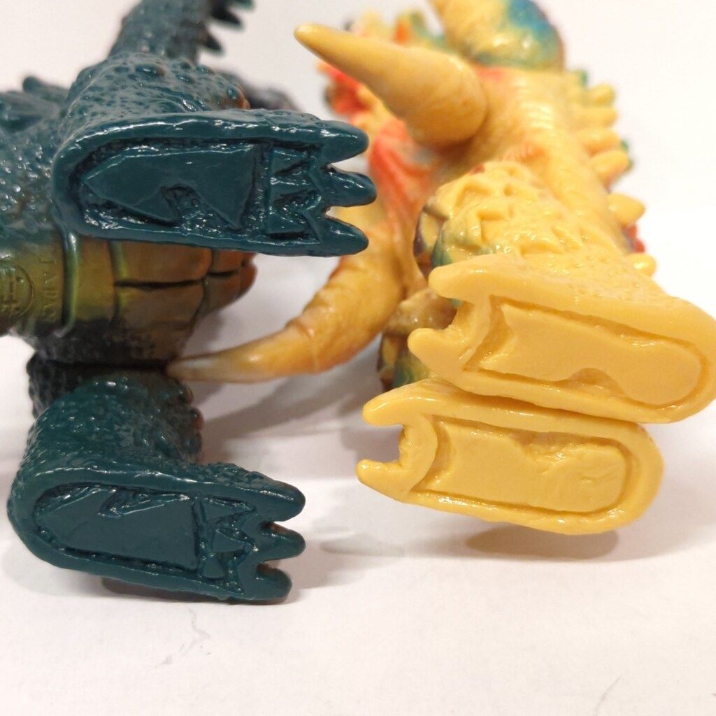 ピーポーピーポー ドクアブ星人 アゴラス 玩具 ソフビ フィギュア