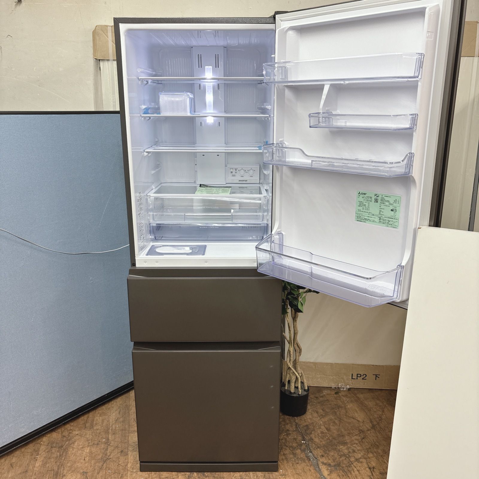 I653 🌈 名古屋市近郊配送設置無料！ 2024年製！ MITSUBISHI 冷蔵庫