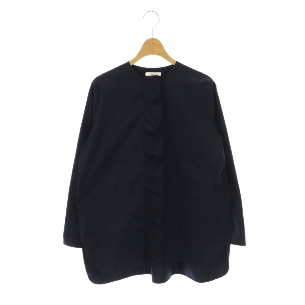 yori  ノーカラーフリルシャツ　ネイビー　20aw yori(ヨリ)の「【2020AW】ノーカラーフリルシャツ」 - PARTE