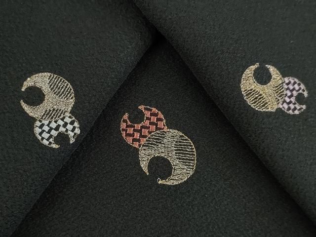 平和屋着物●訪問着　刺繍　三日月　黒地　正絹　逸品　AABD1099ck 平和屋着物○訪問着 刺繍 三日月 黒地 正絹 逸品 AABD1099ck 平和屋着物○