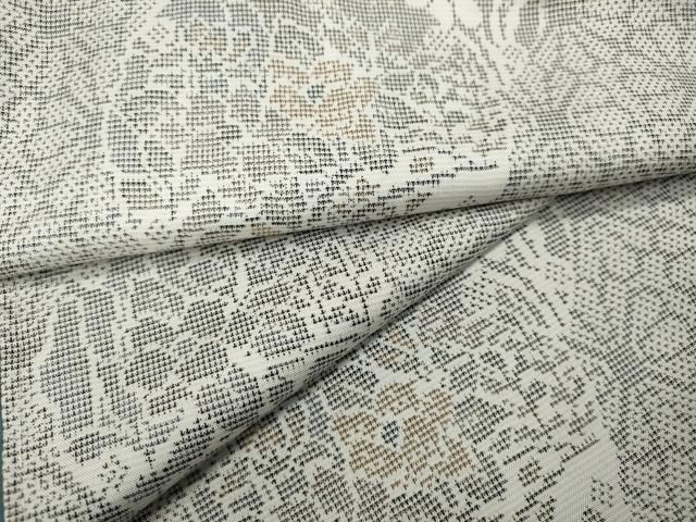 平和屋着物○本場大島紬 白大島 9マルキ 雪輪花文 正絹 逸品