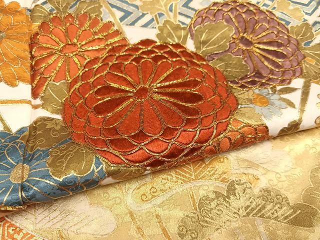 平和屋着物□豪華振袖 駒刺繍 草花文 菊 金彩 正絹 逸品 DAAZ9691sf