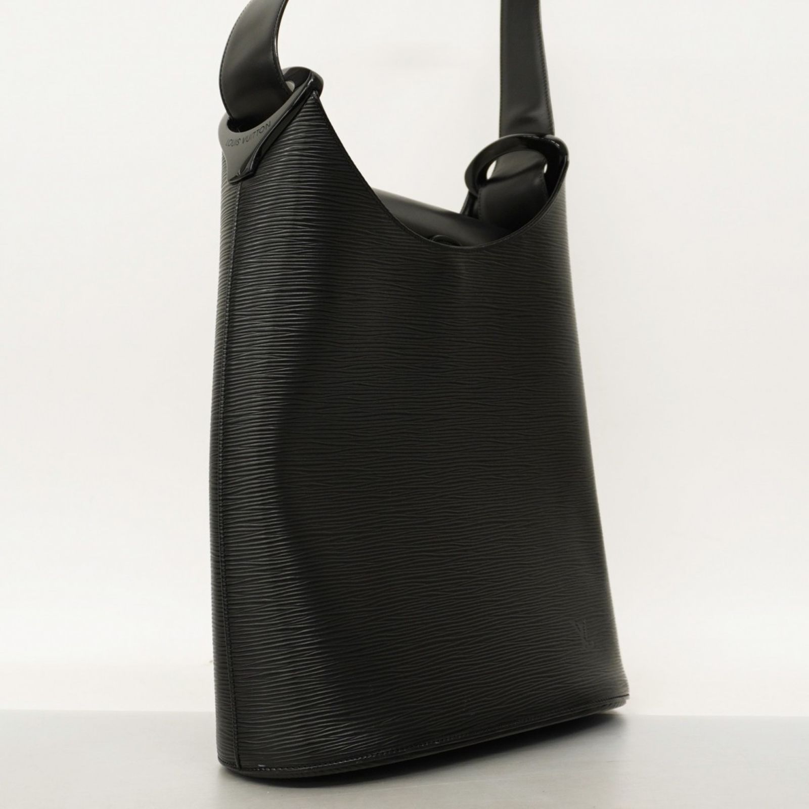 ルイ・ヴィトン(Louis Vuitton) ルイ・ヴィトン ショルダーバッグ エピ