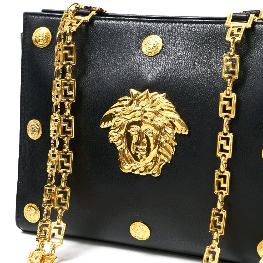 美品 GIANNI VERSACE レザー ポーチ メデューサ VERSACE □新品□未使用□ ヴェルサーチ メデューサ レザー クロス