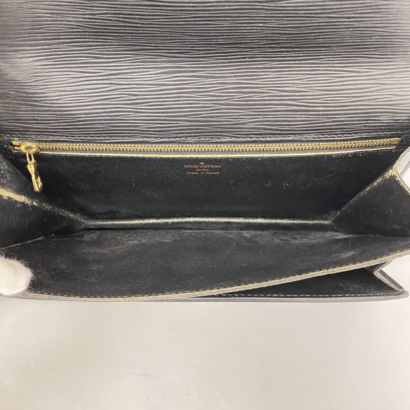 ルイ・ヴィトン(Louis Vuitton) ルイ・ヴィトン クラッチバッグ エピ