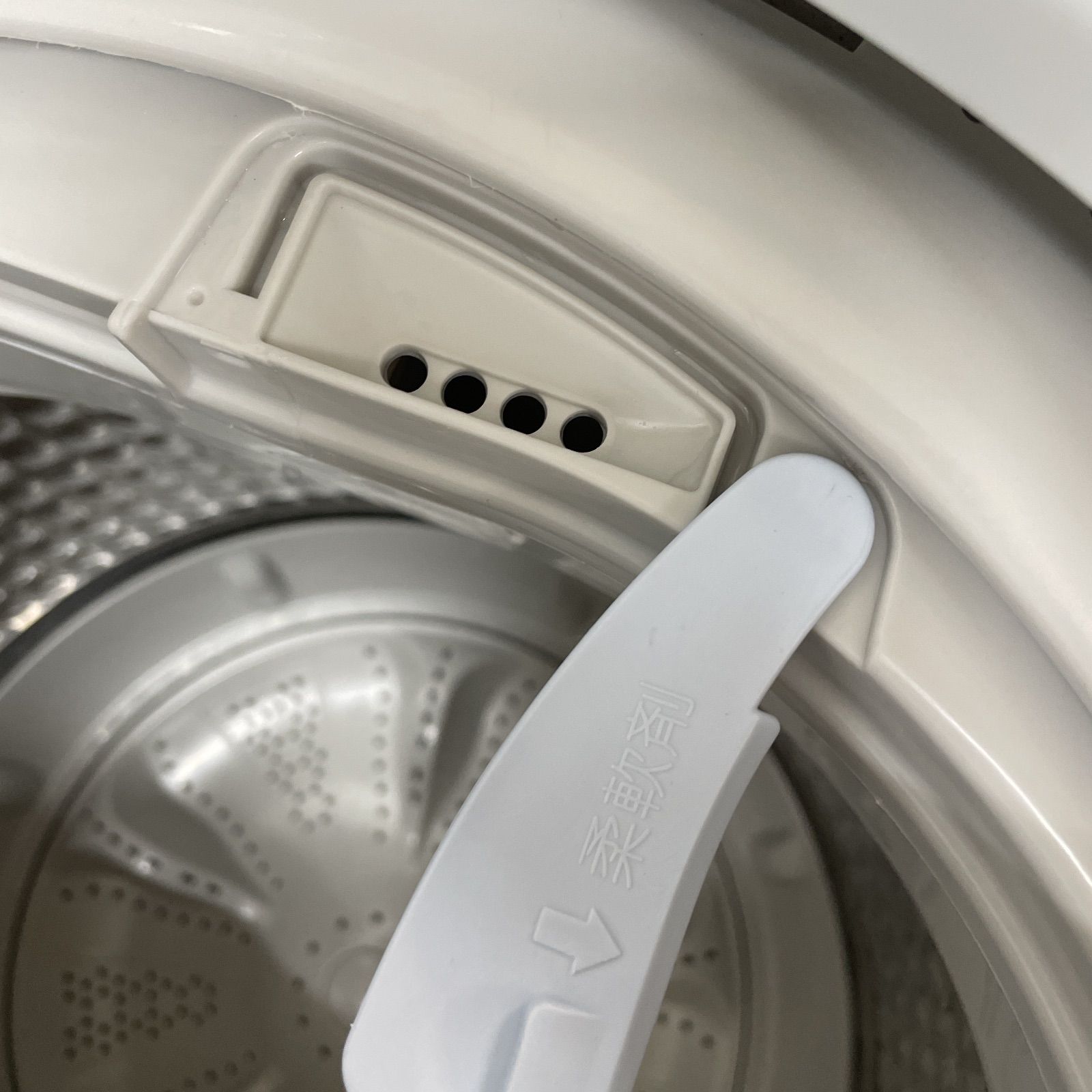 R221 ☀️ 名古屋市近郊配送設置無料！ Haier 洗濯機 （4.5㎏）21年製