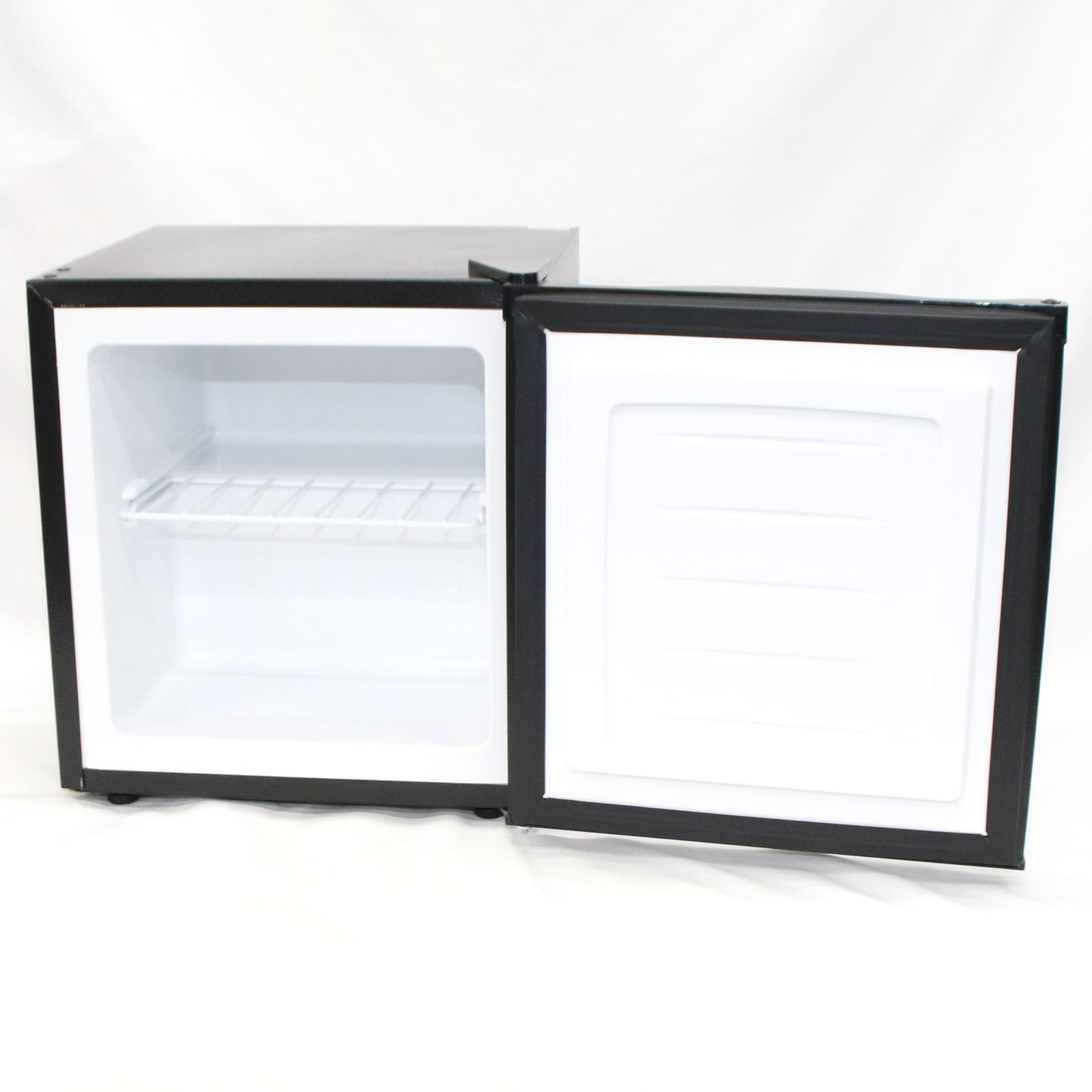 中古 [32L]レンティオ 小型冷凍庫 1ドア セカンド冷凍庫 RN-FZ32 rn