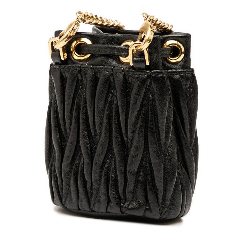 miumiu　マトラッセ　ブラック　ショルダー　バッグ Amazon | [ミュウミュウ] マテラッセレザー ショルダーバッグ