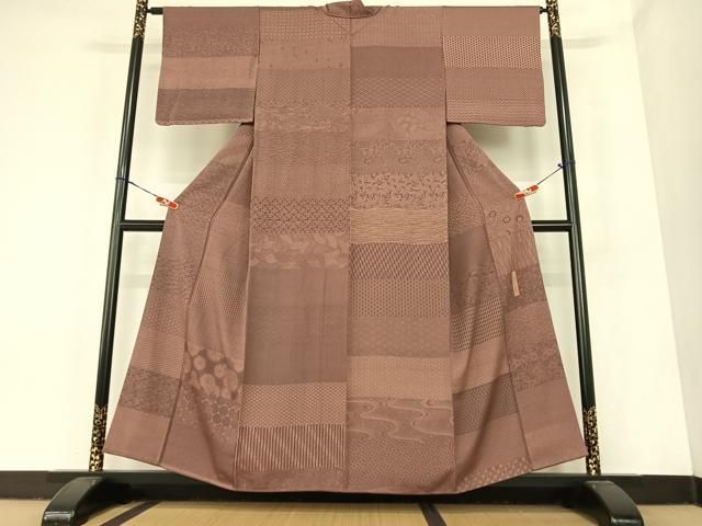 平和屋着物○人間国宝 初代 六谷梅軒(六谷紀久男)錐彫り 重要無形文化