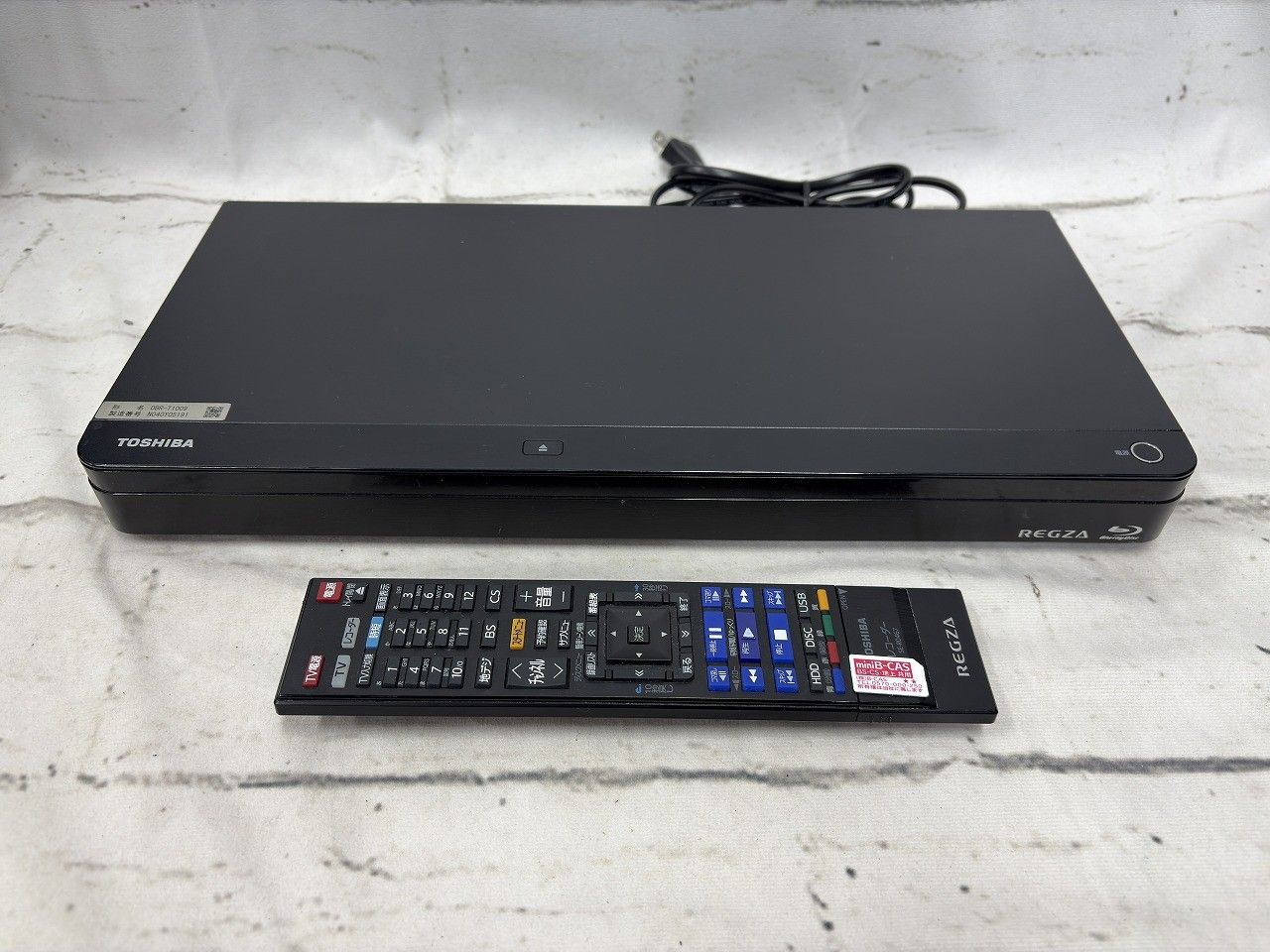 ☆状態良好☆ TOSHIBA 東芝 1TB HDD/3チューナー搭載3D対応ブルーレイ