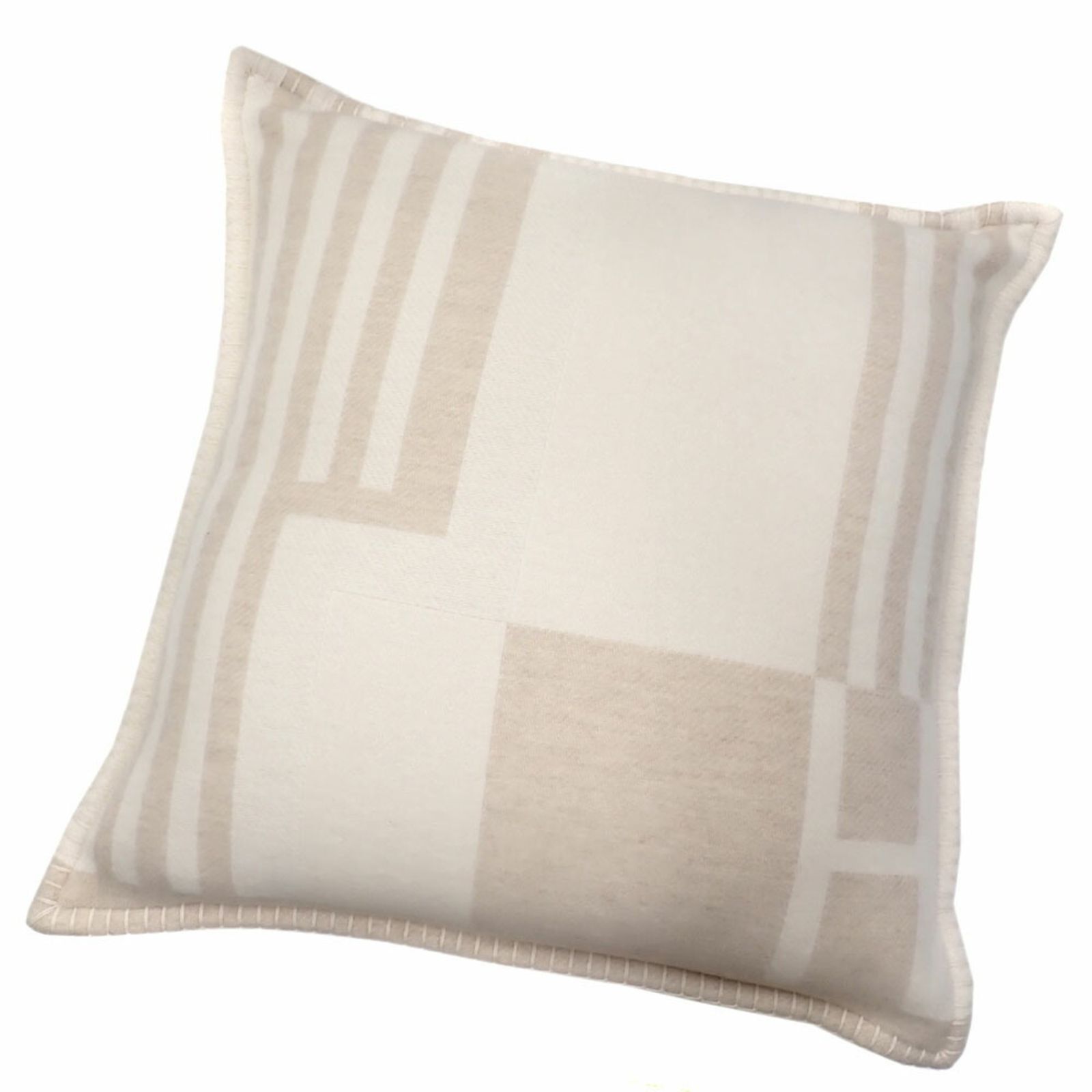 エルメス クッション イターク サーブル エルメス(Hermes) エルメス クッション サーブル メリノウール HERMES