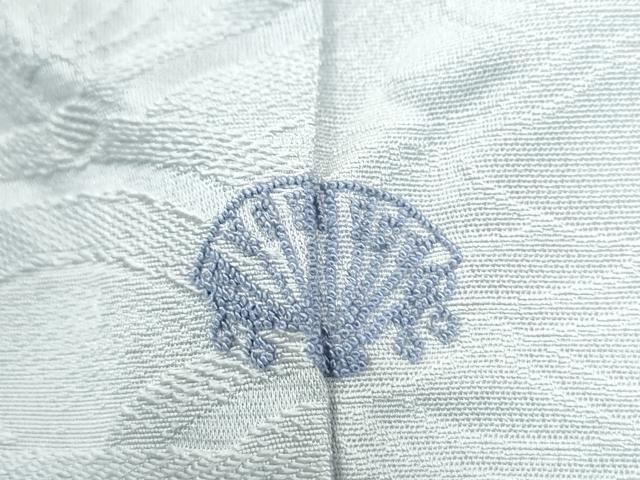 平和屋着物●上質な色無地　エ霞菊青海波地紋　月白色　正絹　逸品　CAAZ3178yc 平和屋着物○上質な色無地 エ霞菊青海波地紋 月白色 正絹 逸品