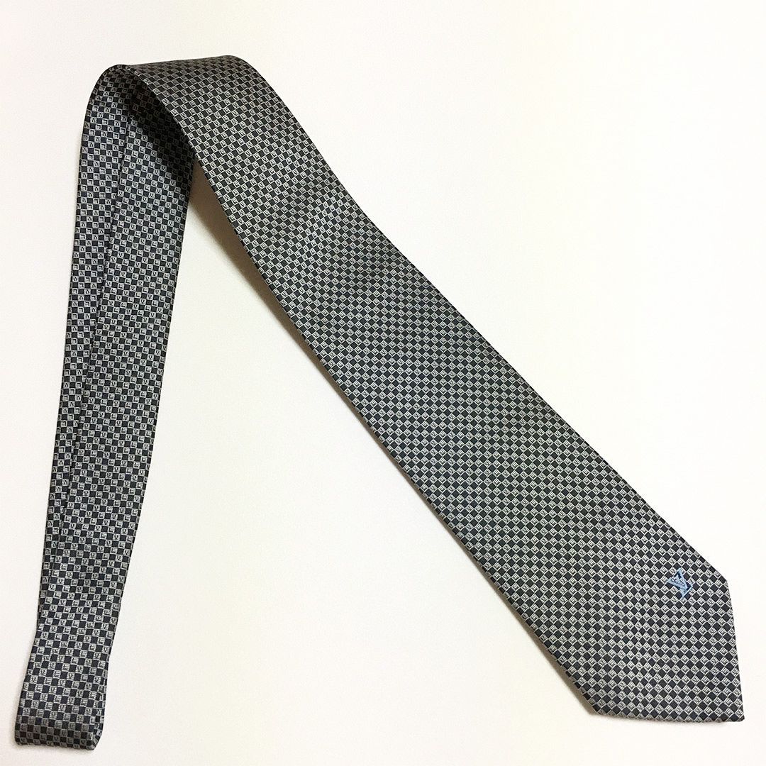 未使用級 ルイヴィトン Louis Vuitton ネクタイ シルク100% グレー