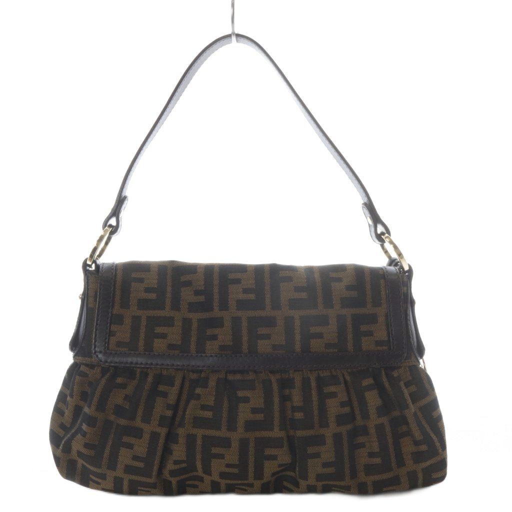 I40 美品 M フェンディ ズッカ柄 ブラック アンサンブル レディース I40 美品 M フェンディ ズッカ柄 ブラック アンサンブル レディース