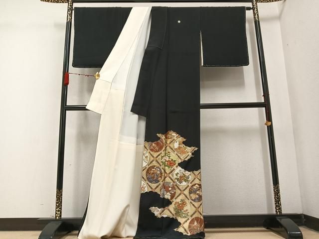 平和屋着物○豪華黒留袖 友禅 駒刺繍 草花文 金彩 正絹 逸品 未