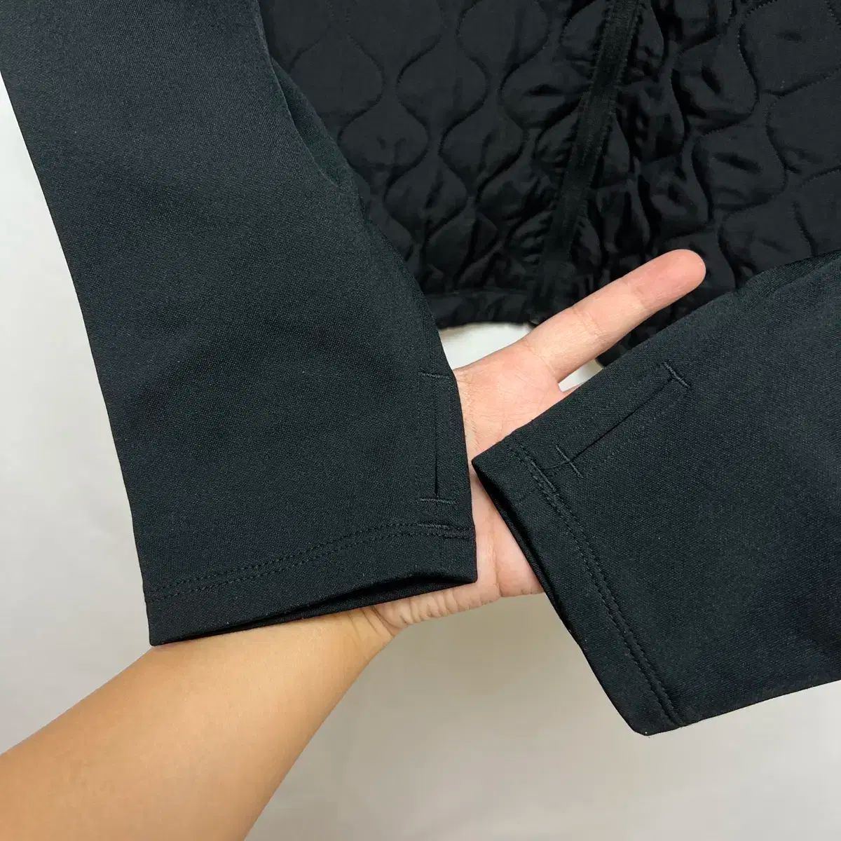 未使用　ナイキ　エアロレイヤー　ジャケット　L ブラック　ランニング　黒 正規品/ウィメンズL NIKE エアロレイヤー ブラック ランニング