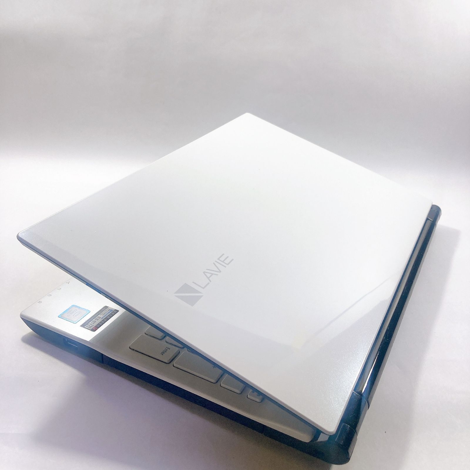 544✨美品/メモリ16GB 快適/爆速 SSD新品 /大画面の薄型 /Office付き