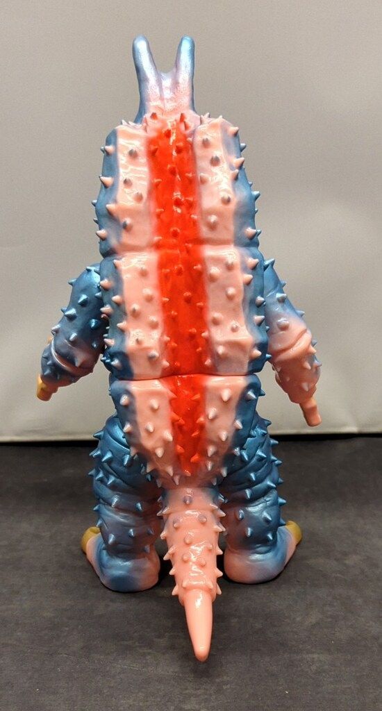 円谷コミュニケーションズ 怪獣郷 キングマイマイ 幼虫 ハイパーホビー