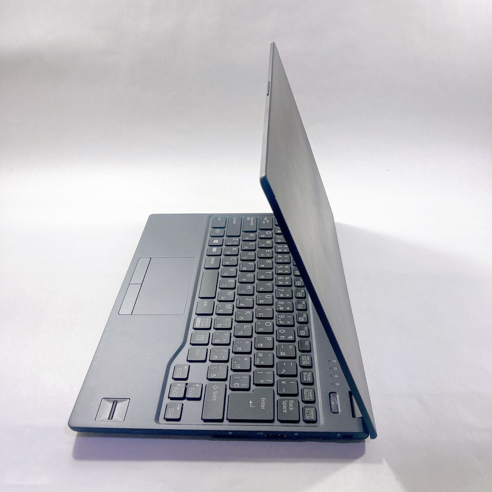 x366✨7世代 /限定 /薄型軽量 / 爆速SSD✨すぐ使えるノートパソコン 640-974-