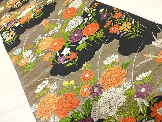 平和屋着物◎六通柄袋帯 唐織 雲取り草花文 黒地 銀糸 正絹 逸品