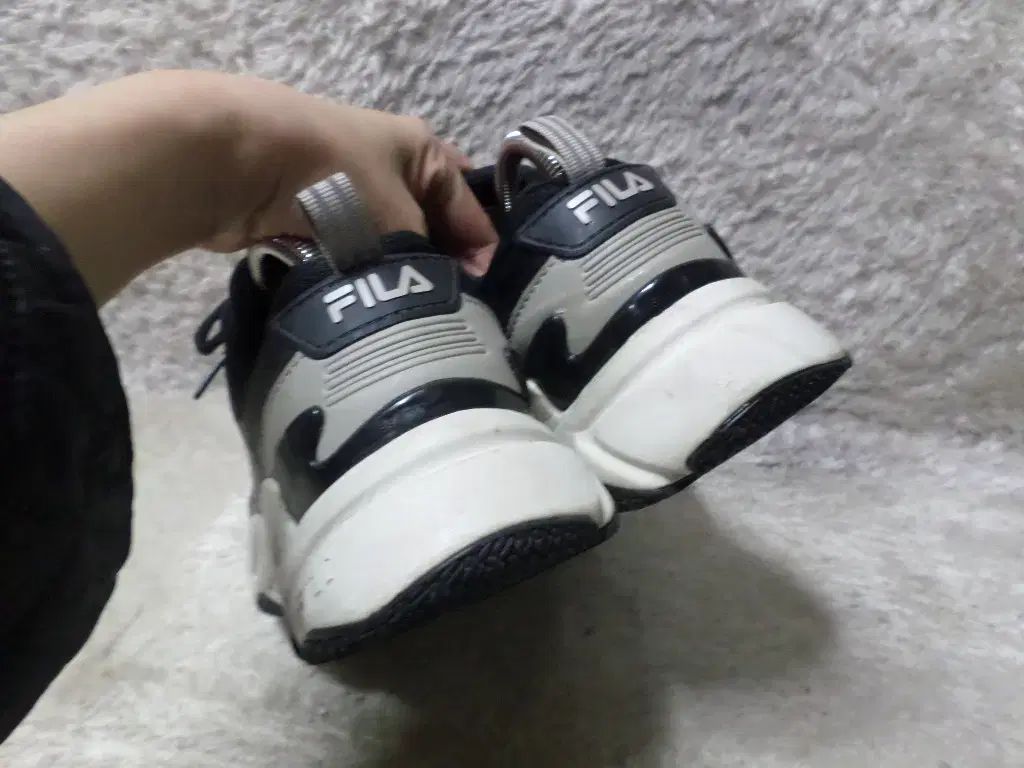 SKYRUNNER 94⁄21 Black ⁄Black ⁄Beige （ブラック） -FILA（フィラ