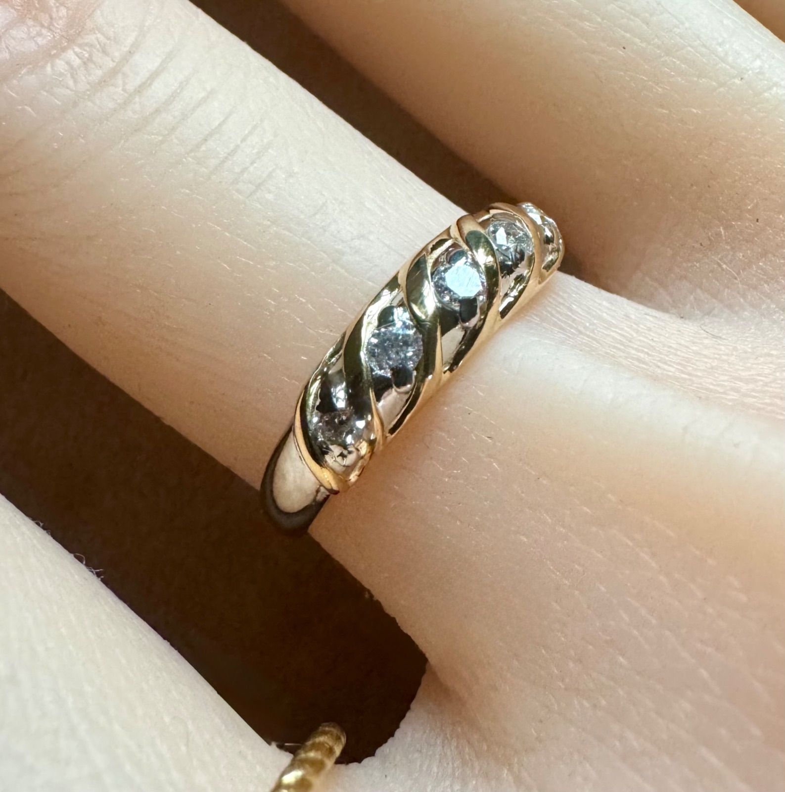 新品磨き済◆Pt900/K18*13号*ダイヤモンドコンビリング*プラチナ 指輪 新品磨き済◇Pt900/K18*13号*ダイヤモンドコンビリング*プラチナ 指輪