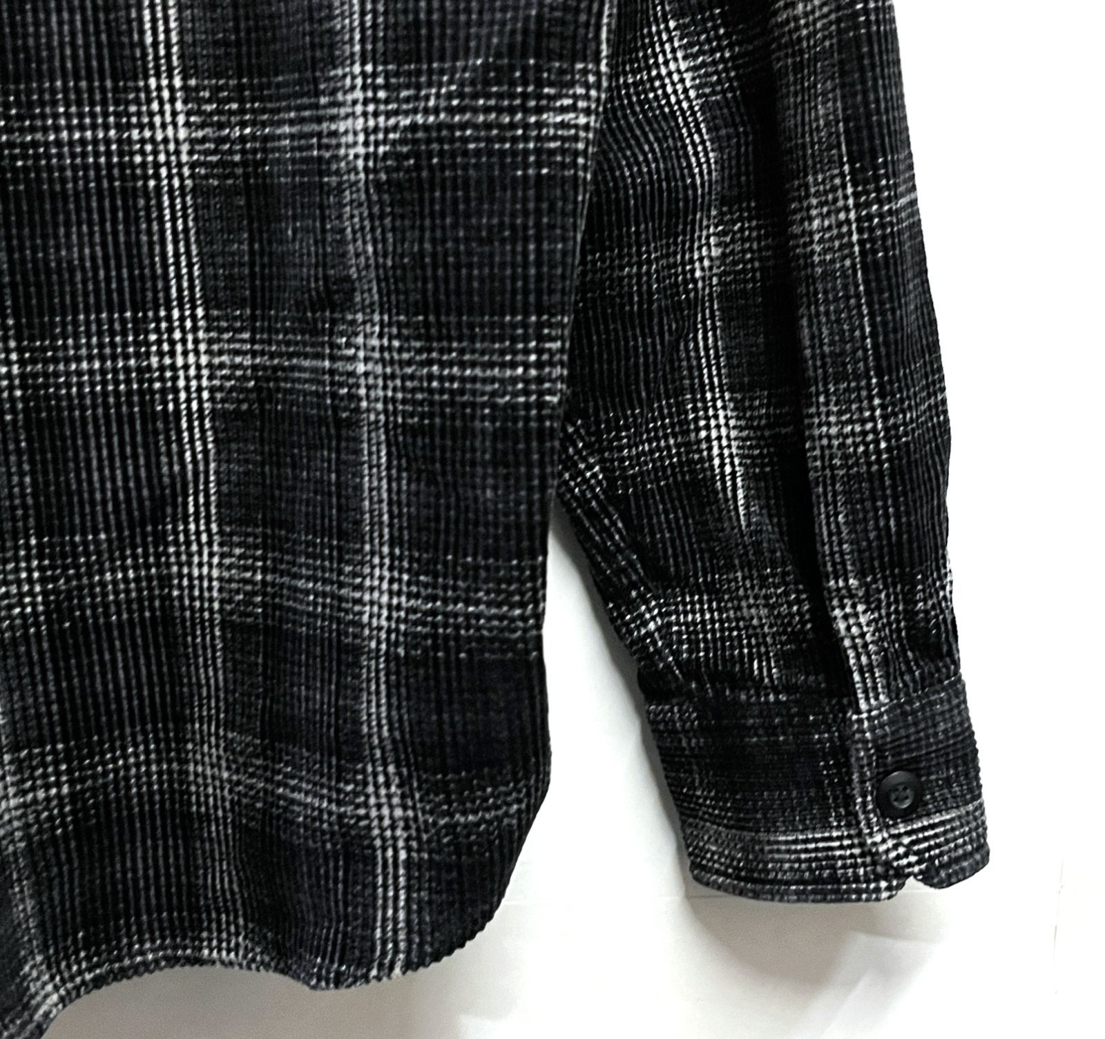 Carhartt WIP フランネル 長袖シャツ ブラック・ホワイトチェック Carhartt WIP フランネル 長袖シャツ ブラック・ホワイトチェック