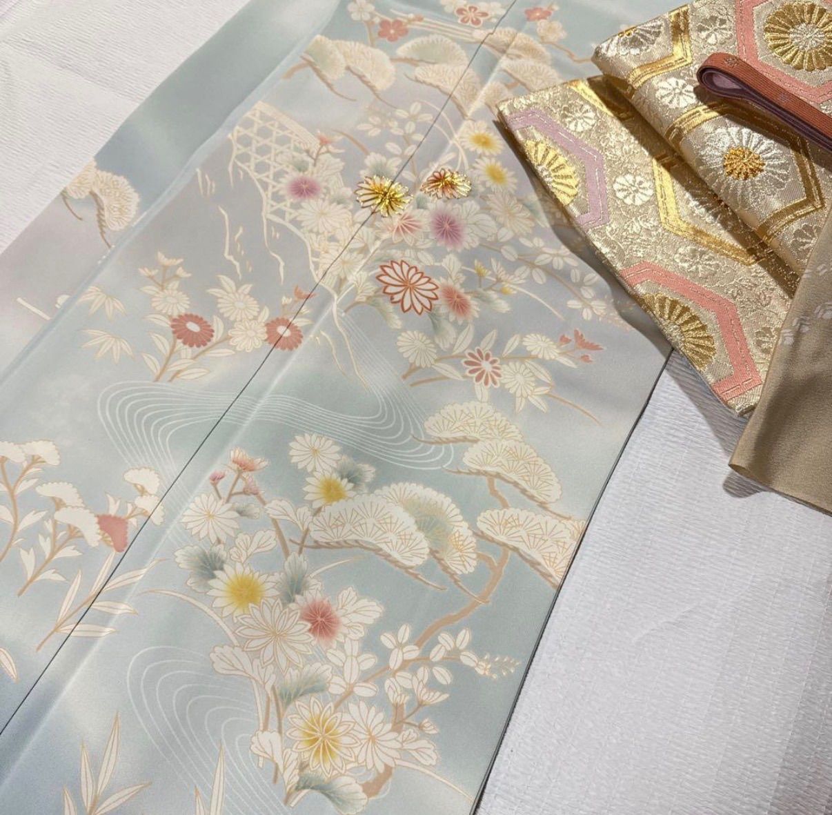 ❰6305❱ フルセット　色留袖 金駒刺繍 ベージュ　袋帯　帯締め　正絹　着物 6305❱ フルセット 色留袖 金駒刺繍 ベージュ 袋帯 帯締め 正絹 着物