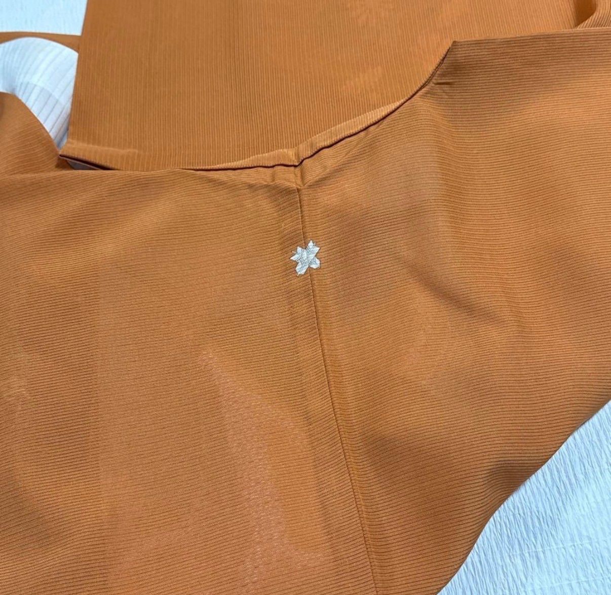 志ま亀　絽　付下げ　オレンジ　正絹 志ま亀 絽 付下げ オレンジ 正絹 - メルカリ