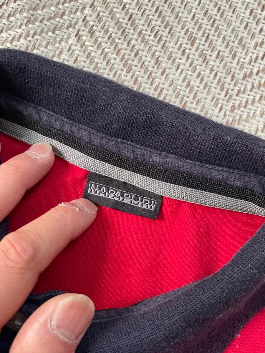 ナッパポピー リー ブラッシュ カラ 長袖Tシャツ J03358