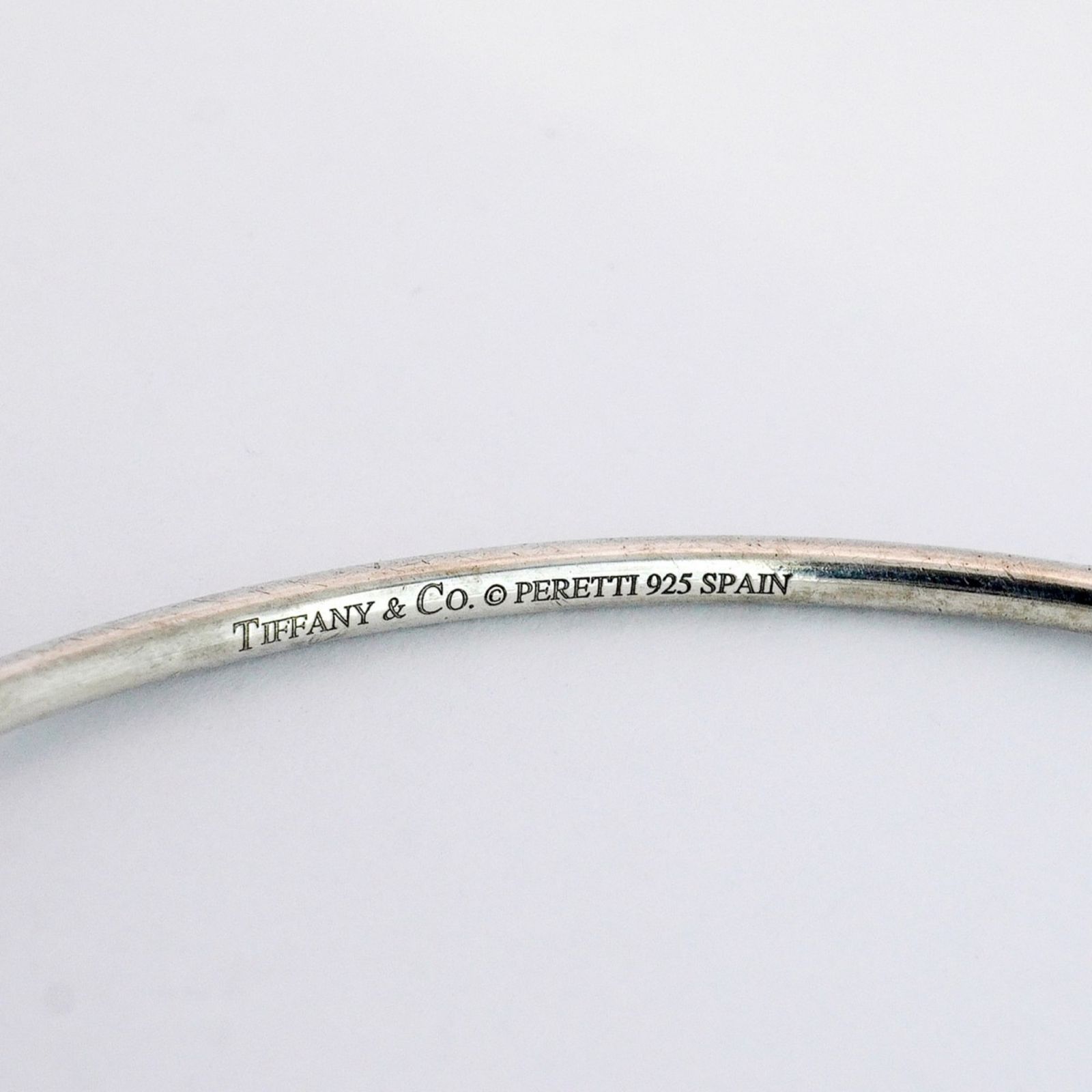 ティファニー　シルバー925 バングル　３連　ハートチャーム 美品 ティファニー ネックレス トリプルハート 3連ハート シルバー925