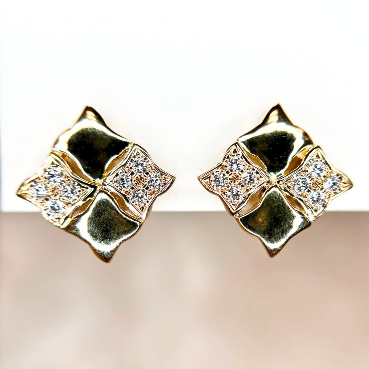 ピアス 天然ダイヤモンド 計1.272ct   k18 ミキモト K18 天然 ダイヤモンド 計0.28ct ピアス - メルカリ