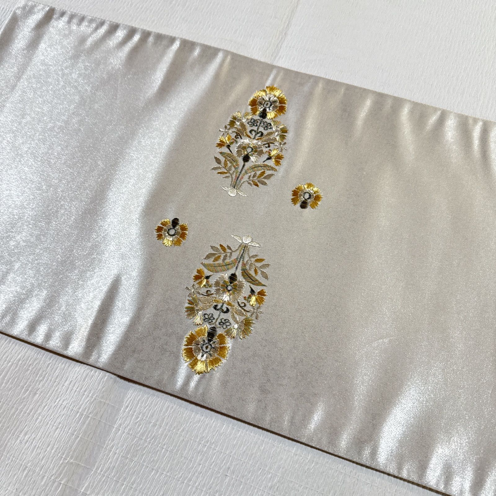 小紋　藤井嵐晴 桐竹鳳凰文 葵　フルセット　金彩 刺繍　正絹 小紋 藤井嵐晴 桐竹鳳凰文 葵 フルセット 金彩 刺繍 正絹 - メルカリ