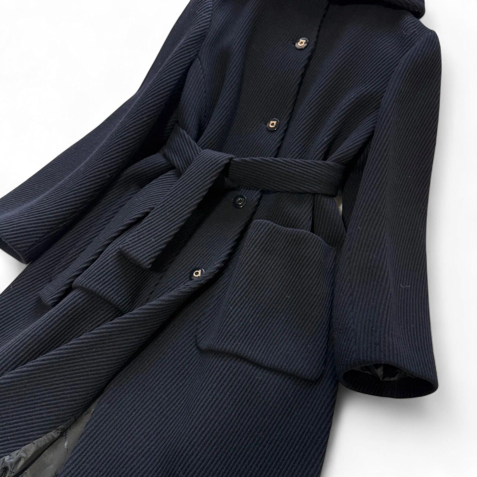 ガンチーニボタン 極美品 フェラガモ カシミヤ ヘリンボーン生地コート