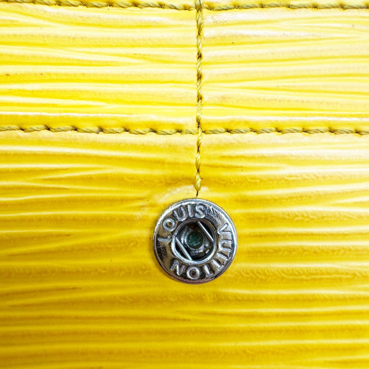 LOUIS VUTTON ルイヴィトン エピ 長財布 イエロー ポルトフォイユ