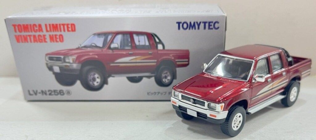 トミーテック TOMICA LIMITED VINTAGE NEO トヨタ ハイラックス 4WD