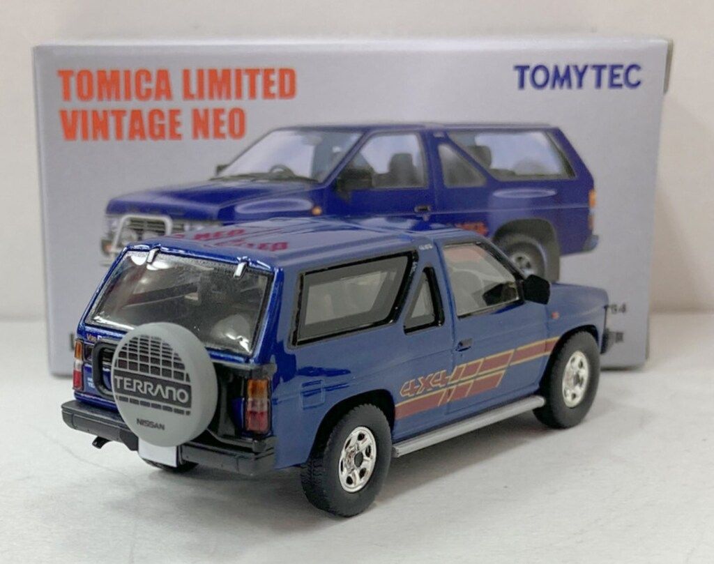 トミーテック TOMICA LIMITED VINTAGE NEO ニッサン テラノ R3M